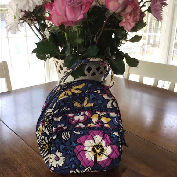 Vera Bradley Handbags - Vera Bradley lunch tote